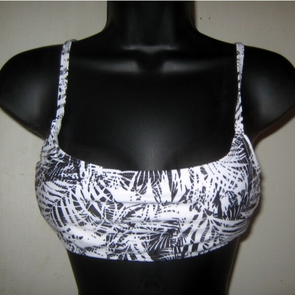 Supplied Shop Large Floral Print  Bikini - Picture 5 of 11